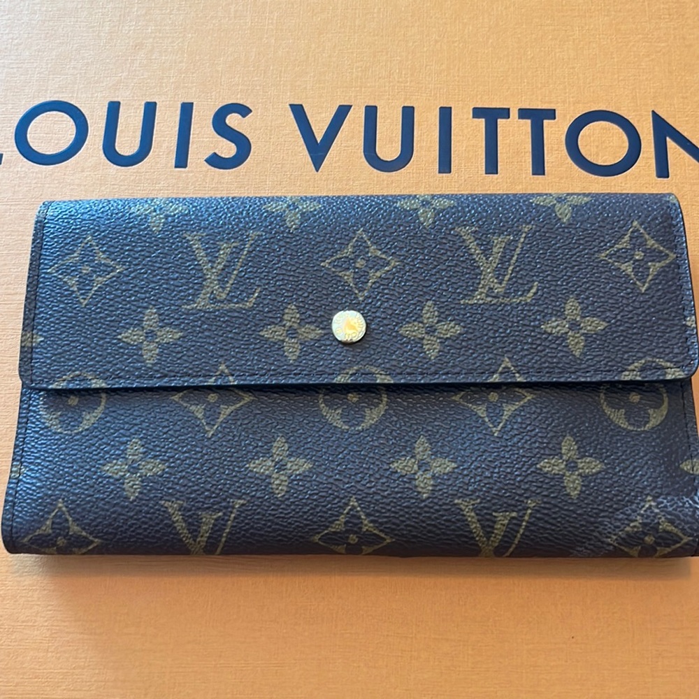 Louis Vuitton Wallet